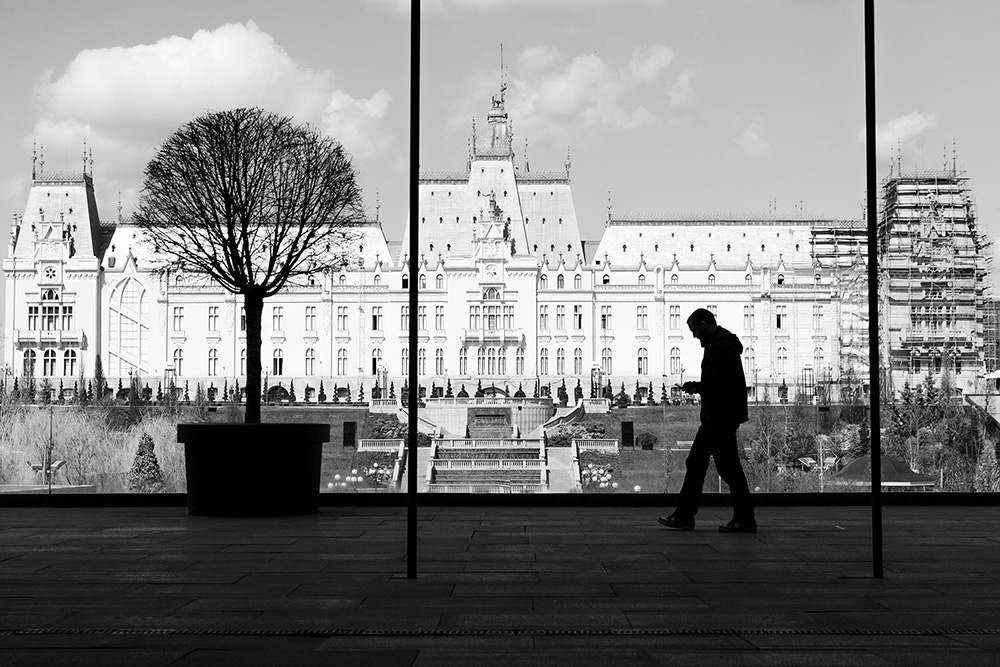 My Personal Best: Romanian Street Photographer Lucian Zamfir