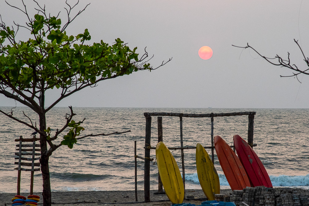 Break the Chain - Life at Kozhikode Beach in the Time of Corona