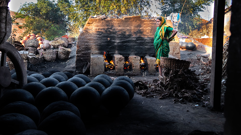 Summer Calling: Pottery Village In India By Chetan Kotak