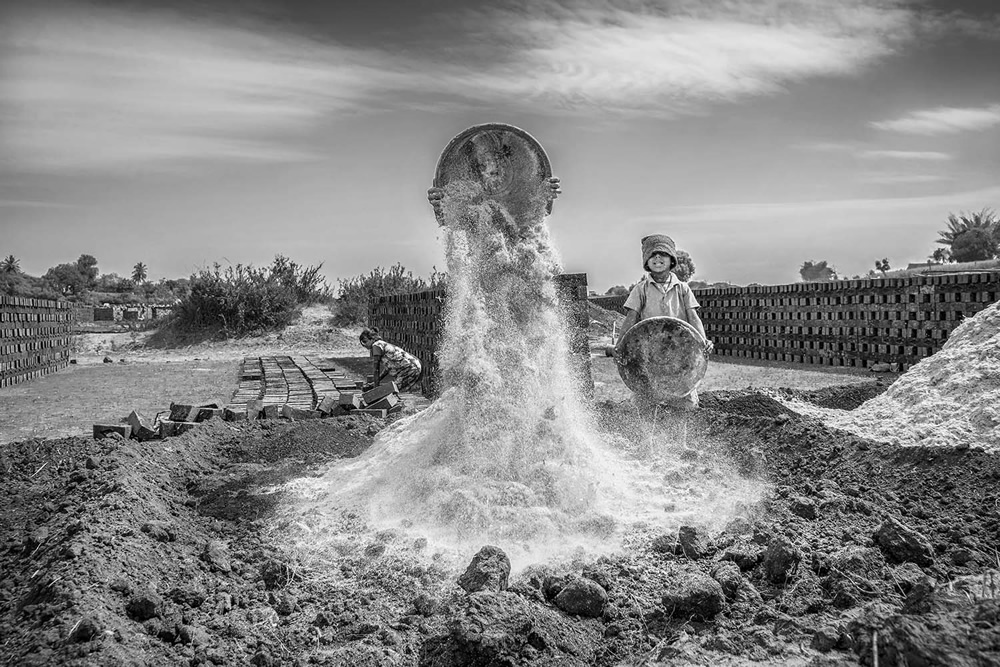 Brick Factory: Photo Story by As Dnyaneshwar Vaidya