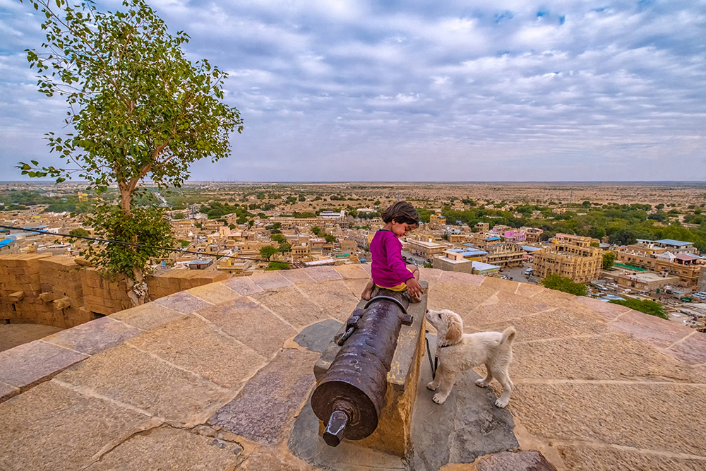 A moment atop Jaisalmer Fort, Rajasthan