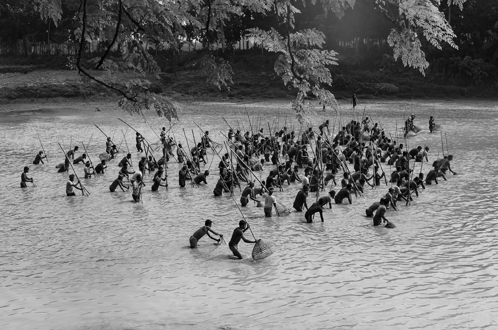 Polo Bawa: Traditional Fishing Festival in Bangladesh by Ayman Nakib