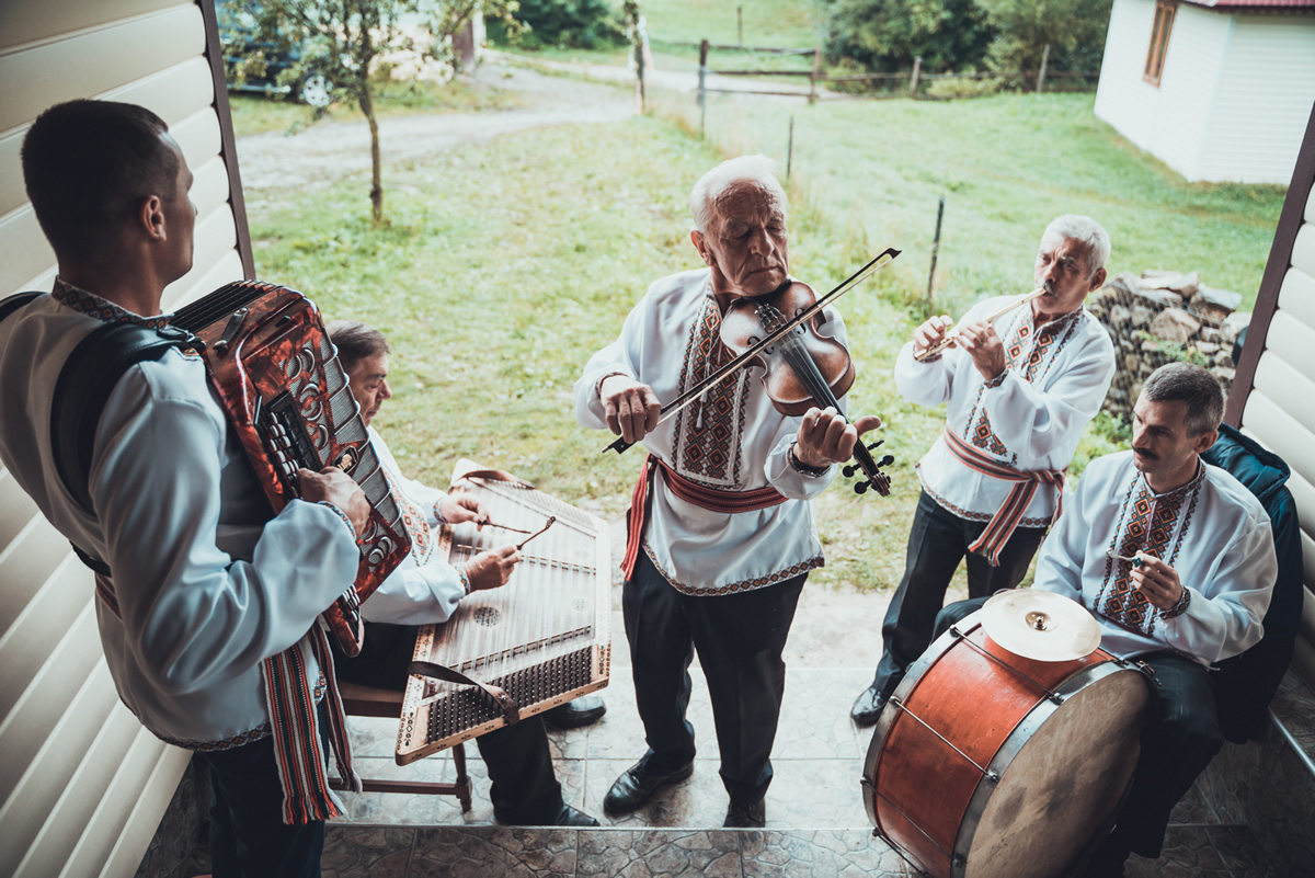 Travel Experience: 7 Days Road Trip to Beautiful Ukraine By Stijn Hoekstra