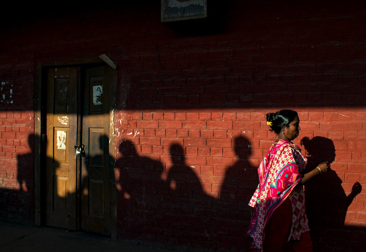 Beautiful Light & Shadows In Streets By Ab Rashid