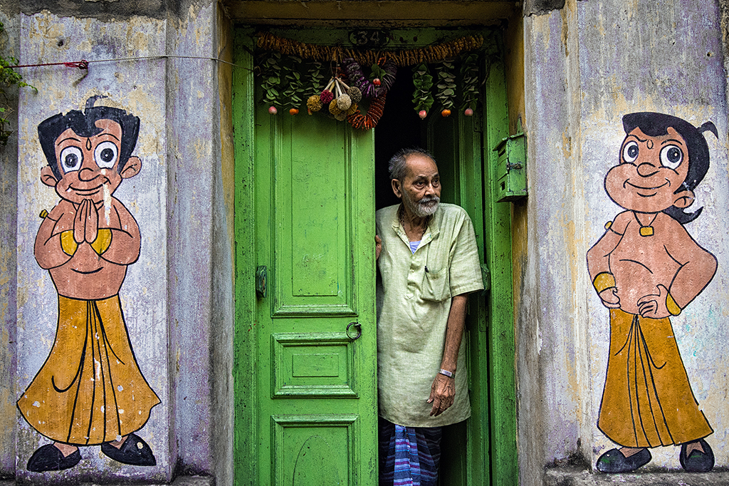 Street Wall Art From Kolkata: Photo Series By Shibasish Saha