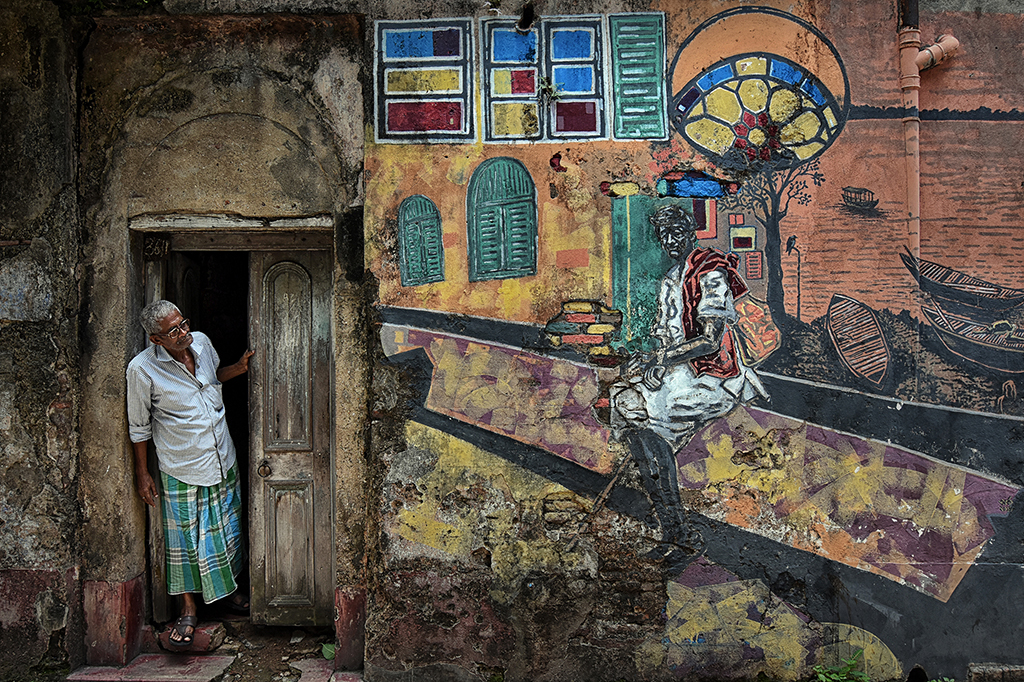 Street Wall Art From Kolkata: Photo Series By Shibasish Saha