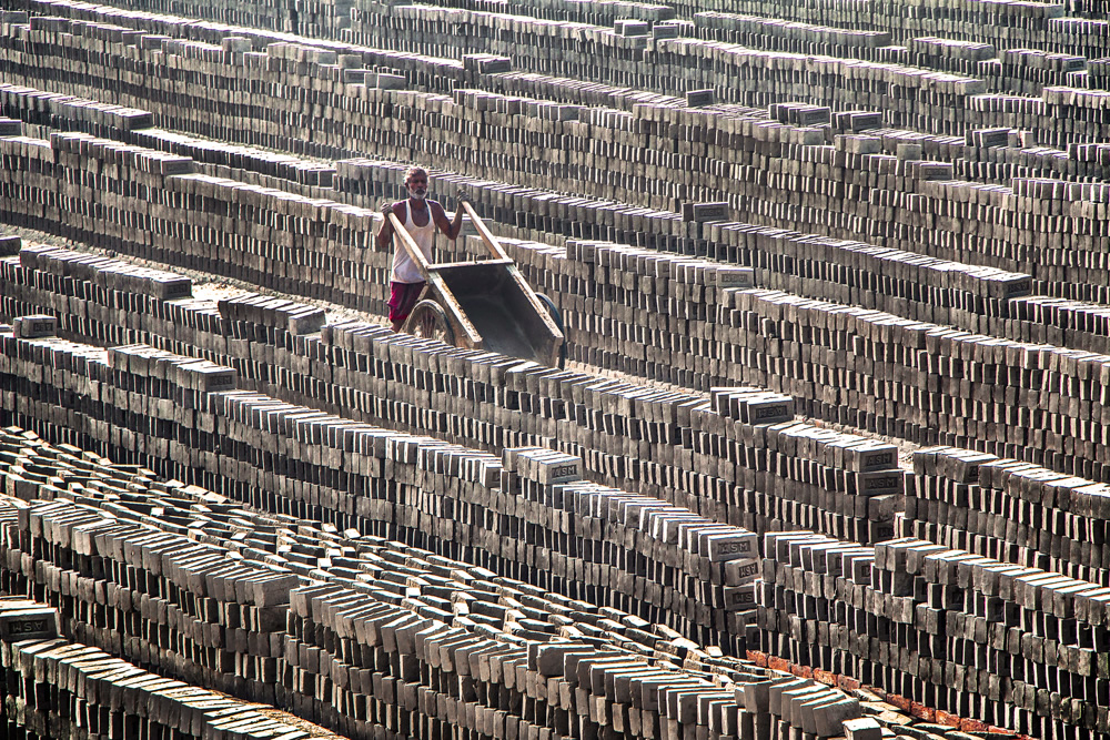 Colorless Lives Around The Brick Factories: Photo Story By Ehsanul Siddiq Aranya