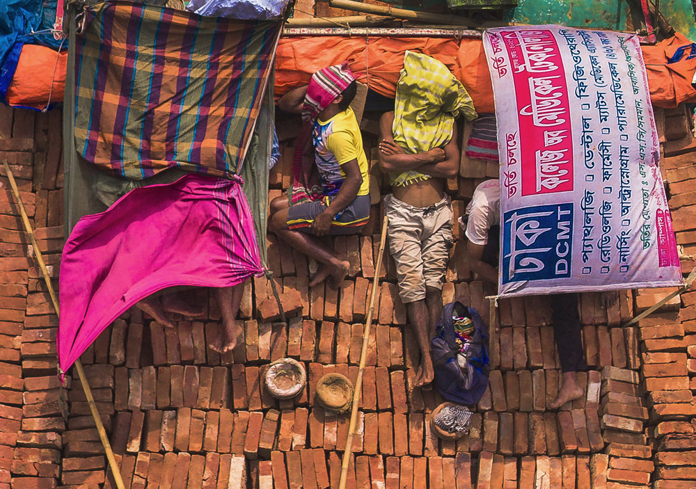 Colorless Lives Around The Brick Factories: Photo Story By Ehsanul Siddiq Aranya