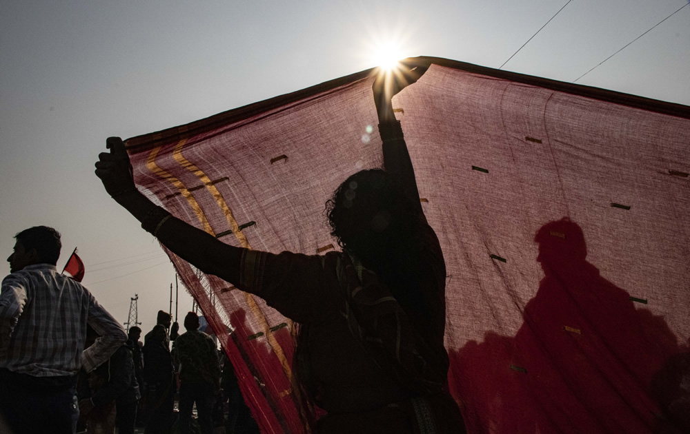 Life And Livings Of Gangasagar Fair By Anaranya Basu