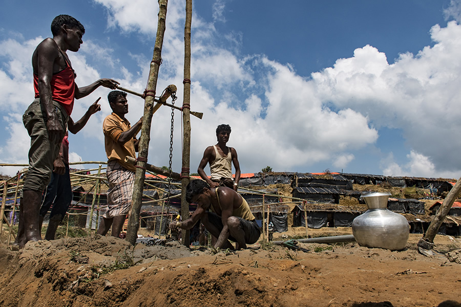 Rohingya Exodus: Photo Series By Moin Chowdhury