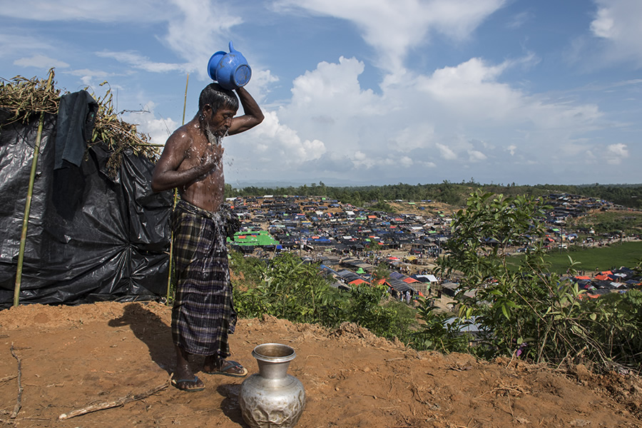 Rohingya Exodus: Photo Series By Moin Chowdhury