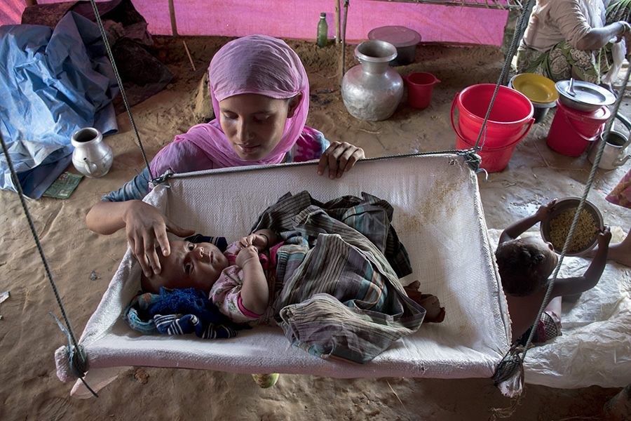 Rohingya Exodus: Photo Series By Moin Chowdhury