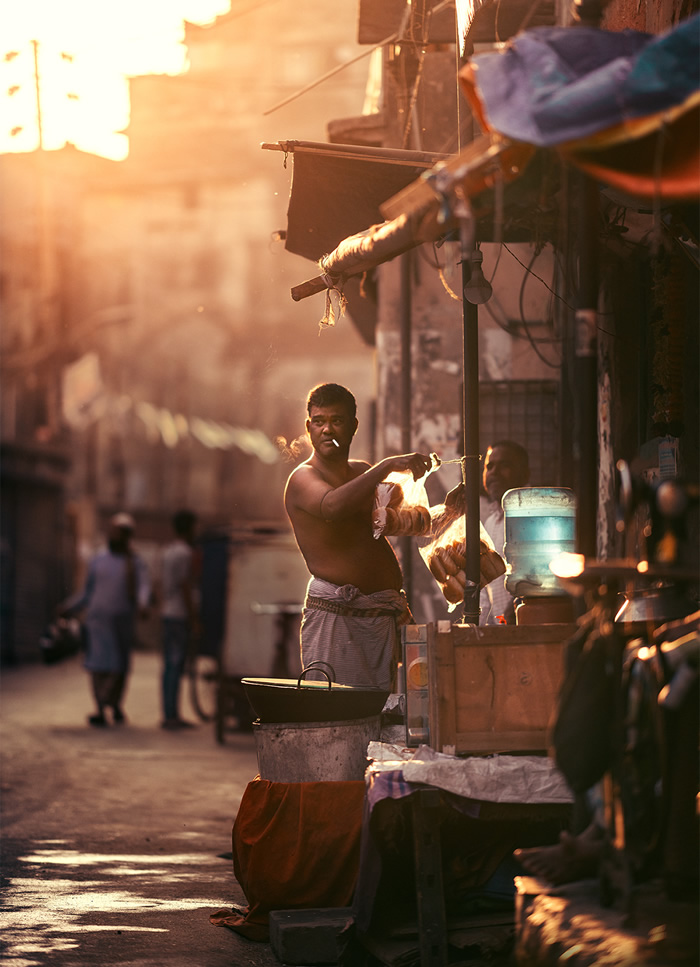 Beauty Amidst Chaos: From The Streets Of Dhaka Ashraful Arefin