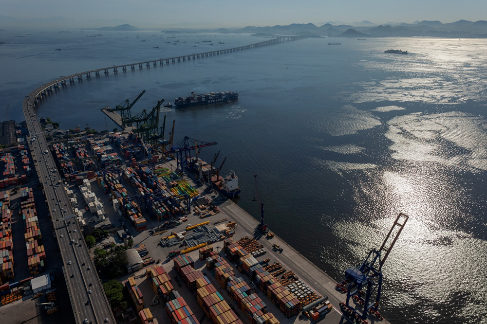 The Port Of Santos, Brazil: Photo Series By Renato Stockler