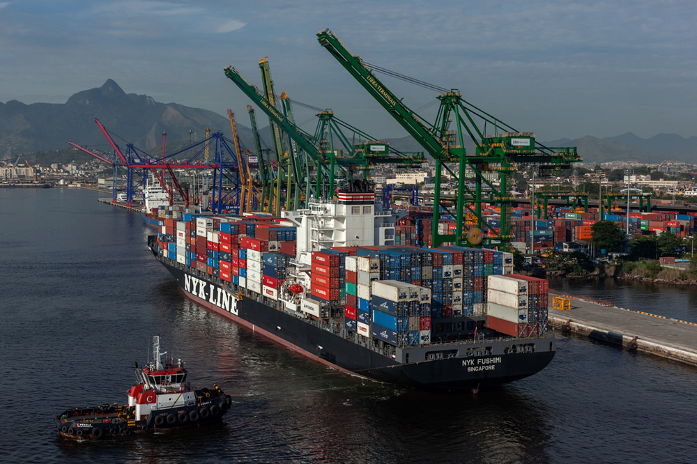 The Port Of Santos, Brazil: Photo Series By Renato Stockler