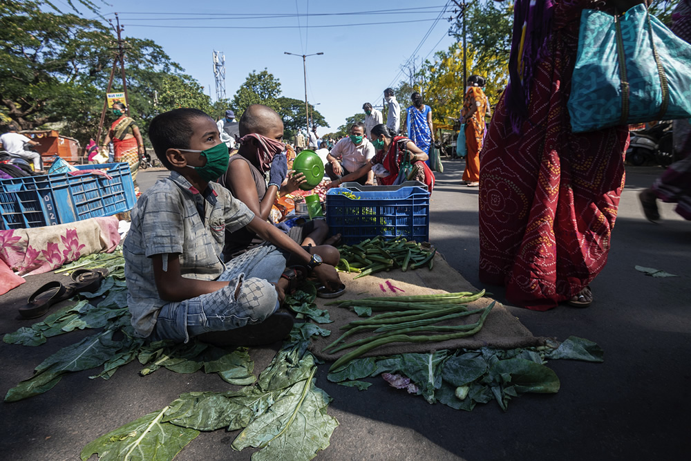 Life In Covid Pandemic: Photo Series by Dashawatar Bade