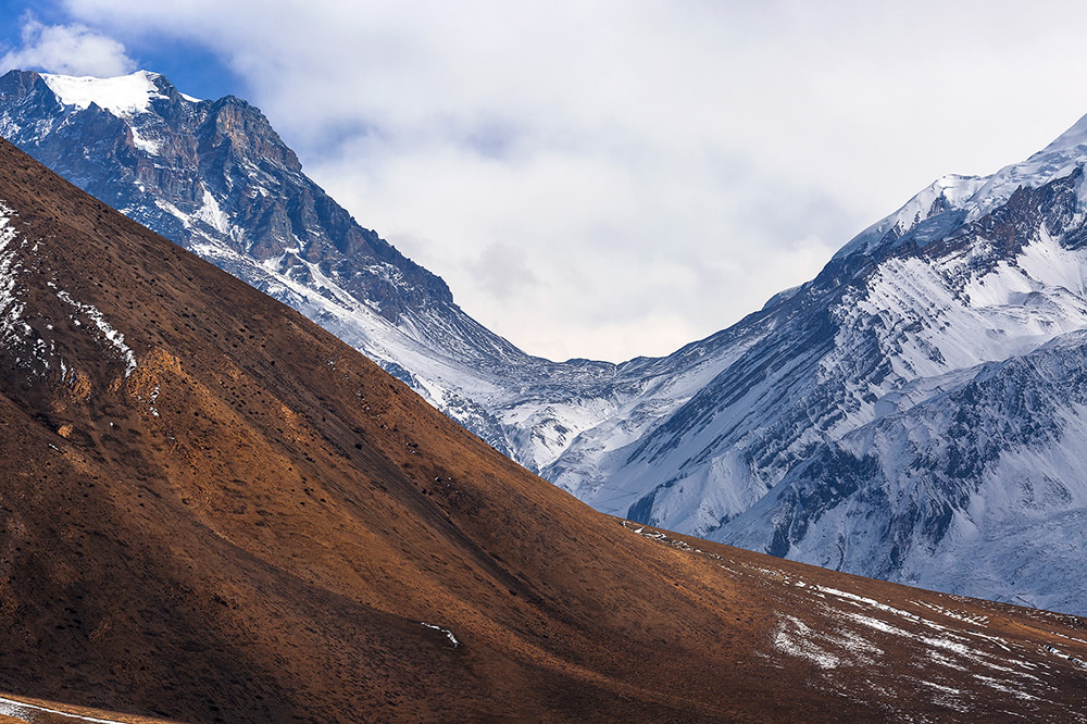 Mountains in Nepal: Beautiful Himalayan Landscapes By Erika Parfenova