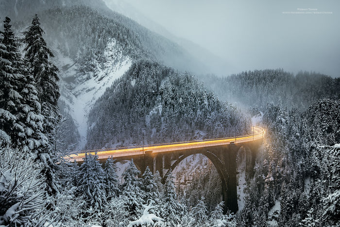 Tamas Rizsavi Beautiful Train Photographs In Exciting Places