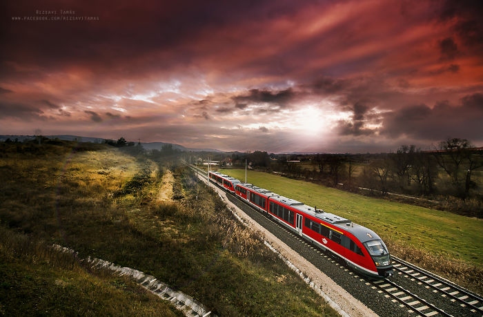 Tamas Rizsavi Beautiful Train Photographs In Exciting Places