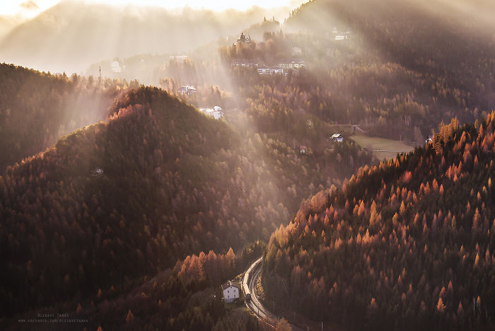 Tamas Rizsavi Beautiful Train Photographs In Exciting Places