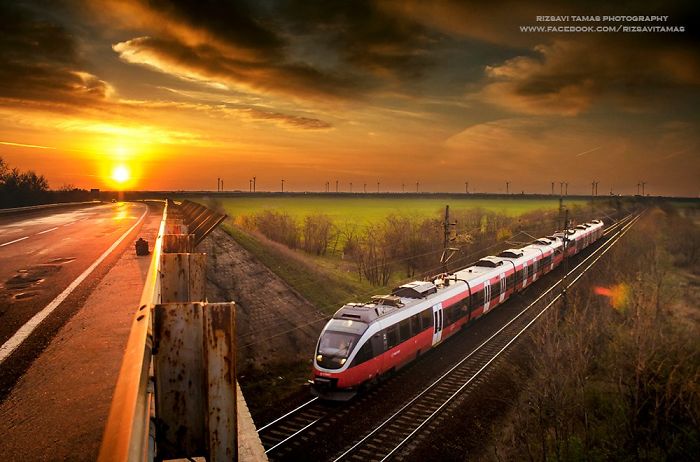 Tamas Rizsavi Beautiful Train Photographs In Exciting Places