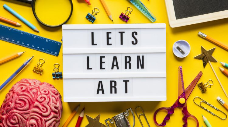 8 reasons to going to art school