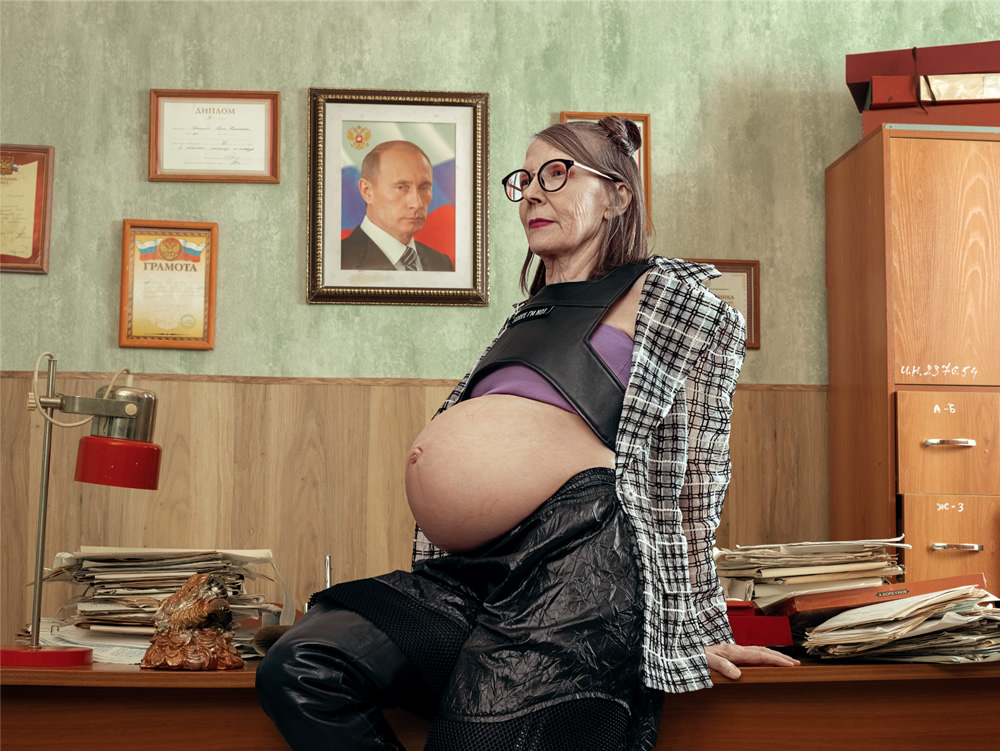 GRANDmothers: Society’s Pressure On Women To Become Mothers A Project By Anna Radchenko