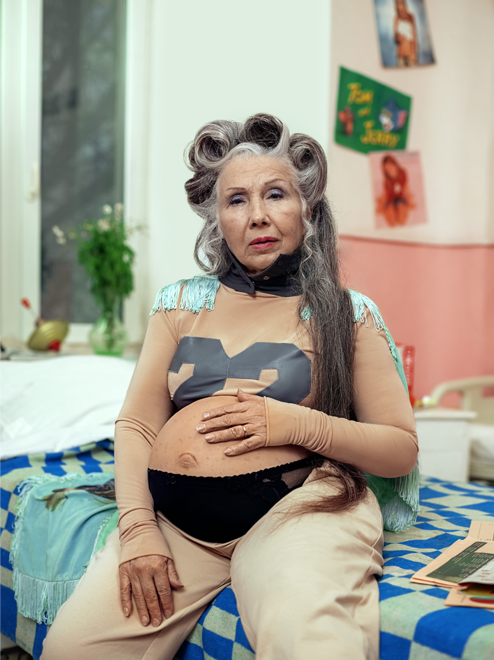 GRANDmothers: Society’s Pressure On Women To Become Mothers A Project By Anna Radchenko