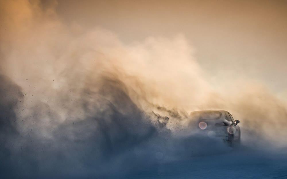 Porsche Ice Experience: Photographer Kai Hartmann Stunningly Captured in Northern China, Inner Mongolia