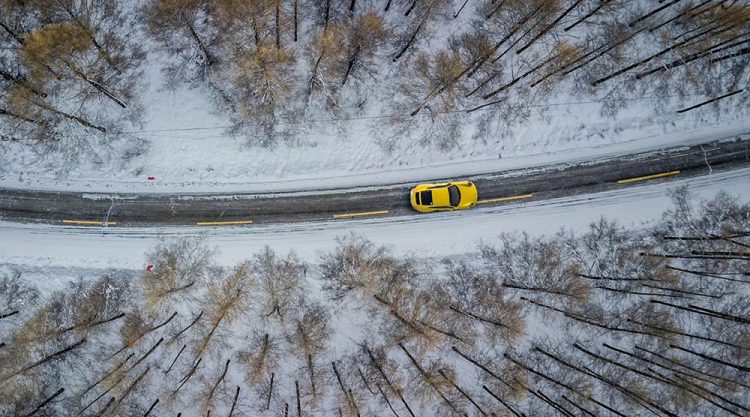 Porsche Ice Experience: Photographer Kai Hartmann Stunningly Captured in Northern China, Inner Mongolia