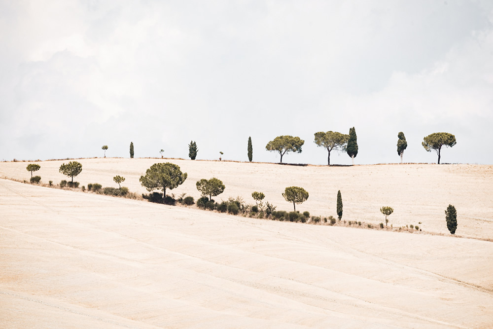 The Italian Desert: Minimalistic Tuscan Landscapes By Roland Kramer