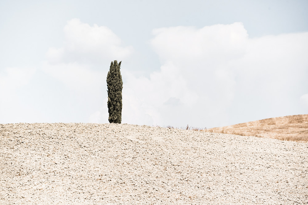 The Italian Desert: Minimalistic Tuscan Landscapes By Roland Kramer