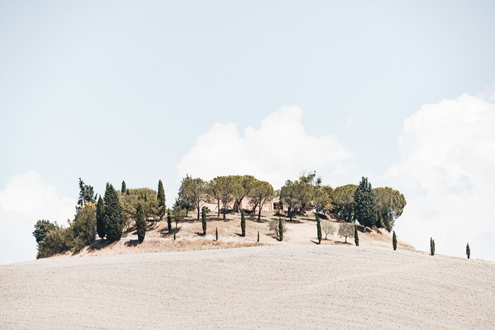 The Italian Desert: Minimalistic Tuscan Landscapes By Roland Kramer