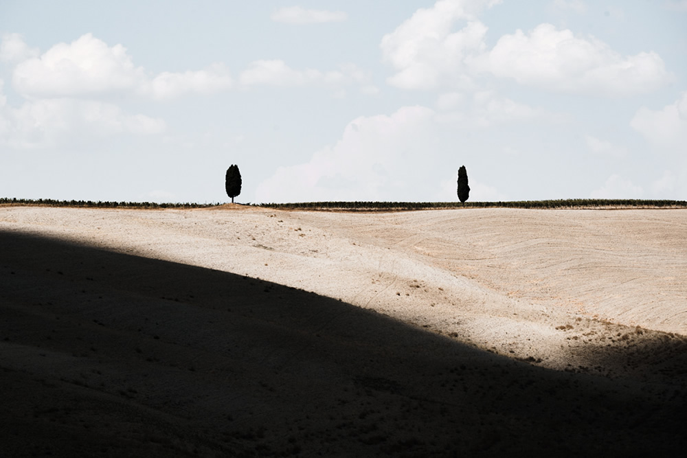 The Italian Desert: Minimalistic Tuscan Landscapes By Roland Kramer