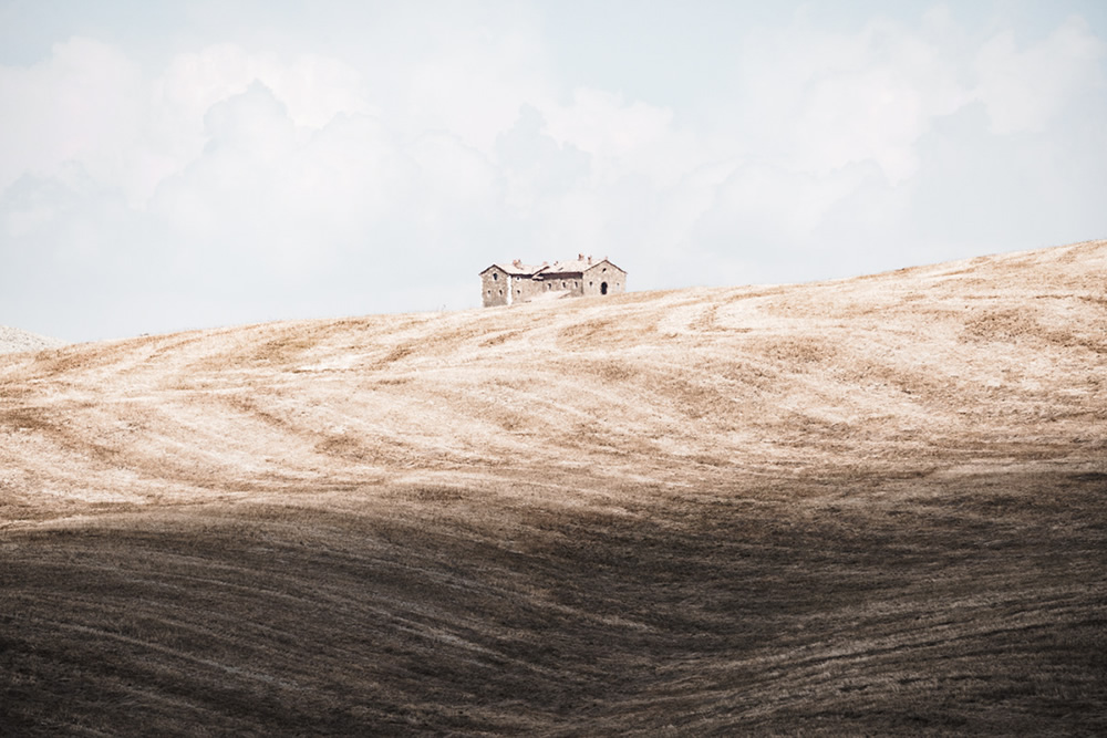 The Italian Desert: Minimalistic Tuscan Landscapes By Roland Kramer