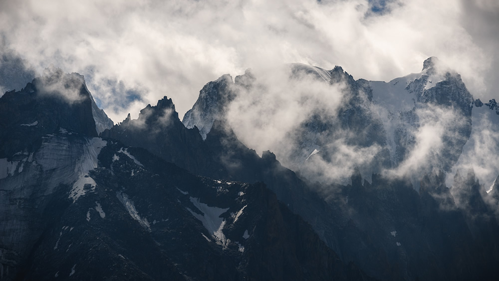 Chamonix: Beautiful Landscape Photography By Damien Guiot