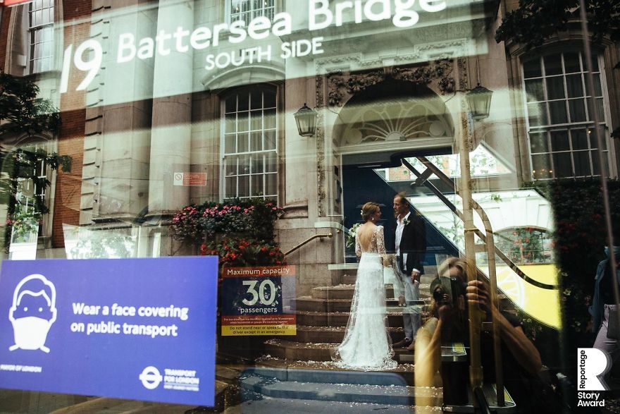 The Best 25 Wedding Photos Taken During The Pandemic