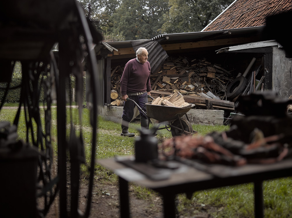 Boer Gerrit: The Last Farmer In Usselo Captured By Jeroen Nieuwhuis