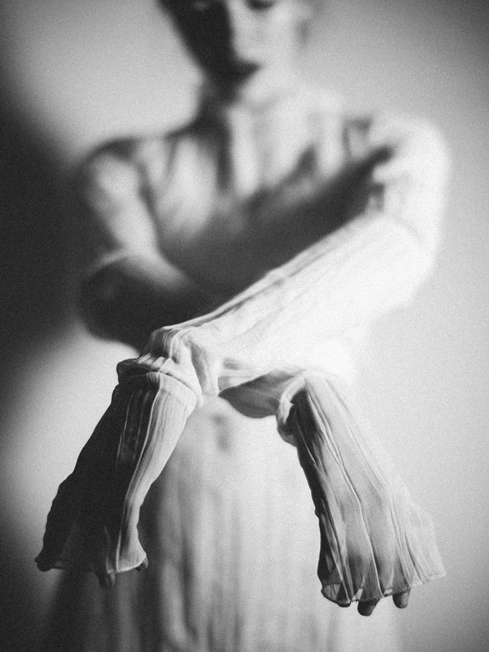 Angels in Exile: Fine Art Photography By Holger Nitschke