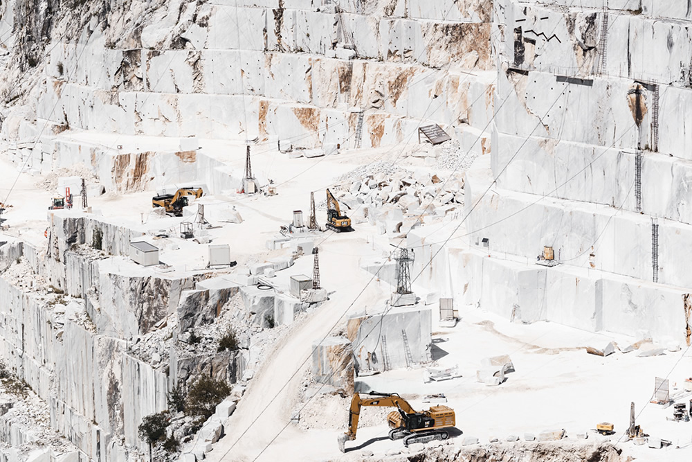 The Quarried: Marble Quarrying In Northern Tuscany By Roland Kramer