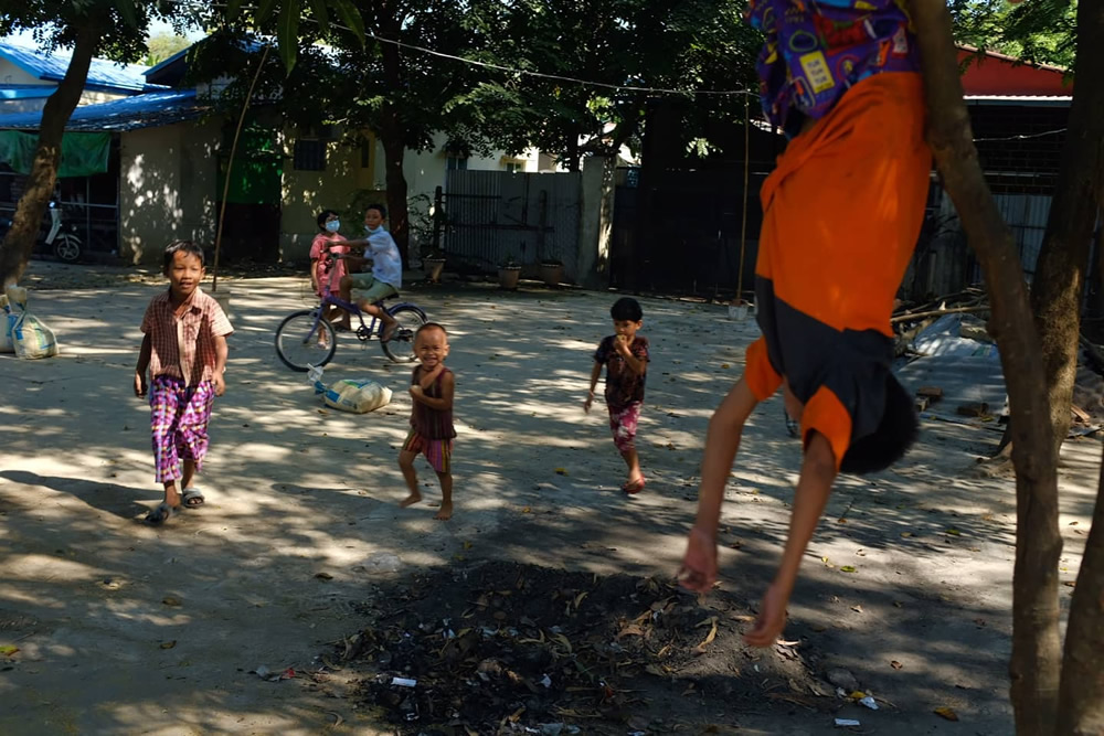 My Personal Best: Myanmar Street Photographer Naw Naw