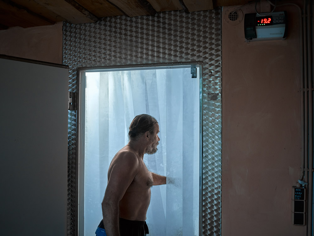 The Iceman | Wim Hof: Inspiring Photo Series By Jeroen Nieuwhuis