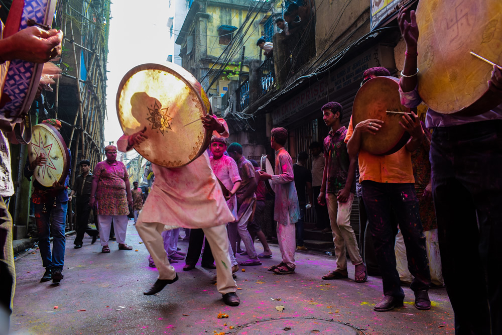 Holi - A Kolkata Experience: Colorful Photo Series By Shubhayu Dasgupta