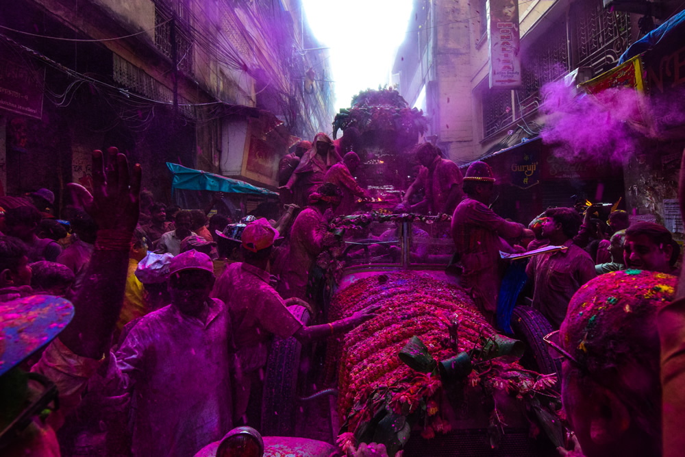 Holi - A Kolkata Experience: Colorful Photo Series By Shubhayu Dasgupta