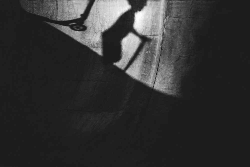 Shadows: Winners & Merit Awards Of AAP Magazine's Photo Contest