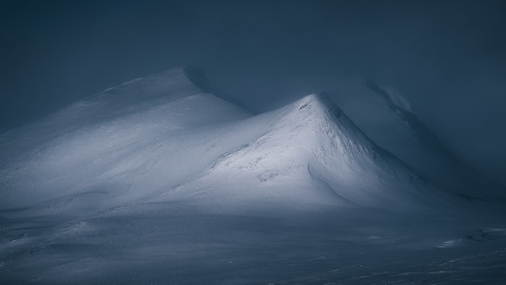 Swedish Lapland: Land Of The Eight Seasons By Tobias Hägg