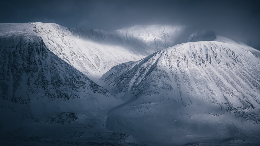 Swedish Lapland: Land Of The Eight Seasons By Tobias Hägg