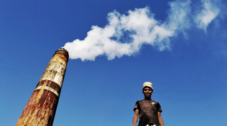 Life Of Brick Kiln Workers: Photo Series by Sumon Das