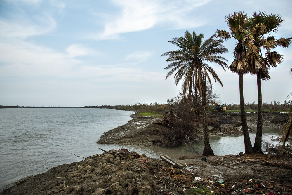 Destruction Of Nature & Life By Super cyclone Amphan By Sudipta Chatterjee