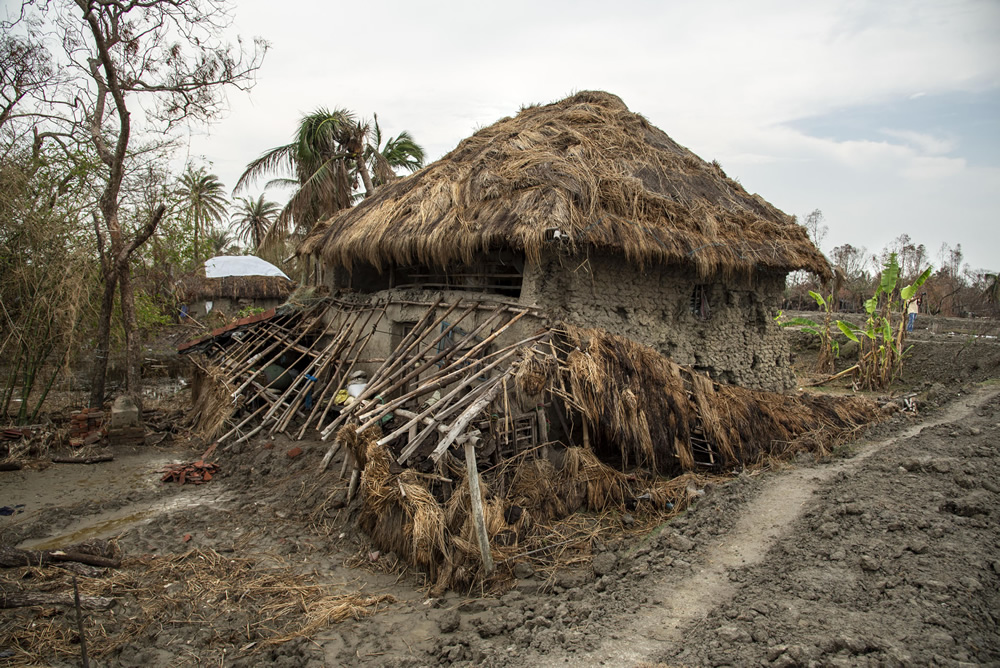 Destruction Of Nature & Life By Super cyclone Amphan By Sudipta Chatterjee